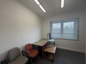 Photo 8- click for photo gallery